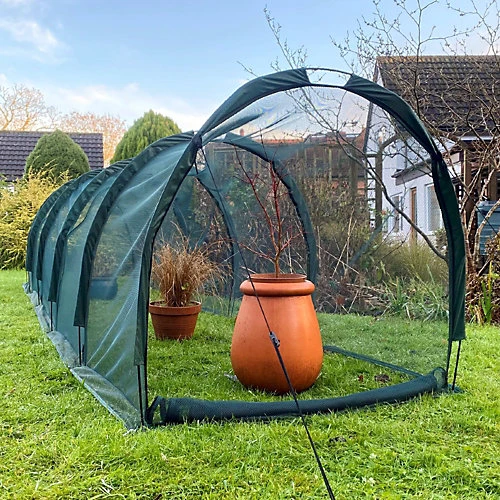 GardenSkill Pro Gro Garden Net Grow Tunnel Hoop House Plant Vegetable Allotment Cover 5x1m H 4 GardenSkill Pro Gro Garden Net Grow Tunnel Hoop House Plant Vegetable Allotment Cover 5x1m H - Image 2